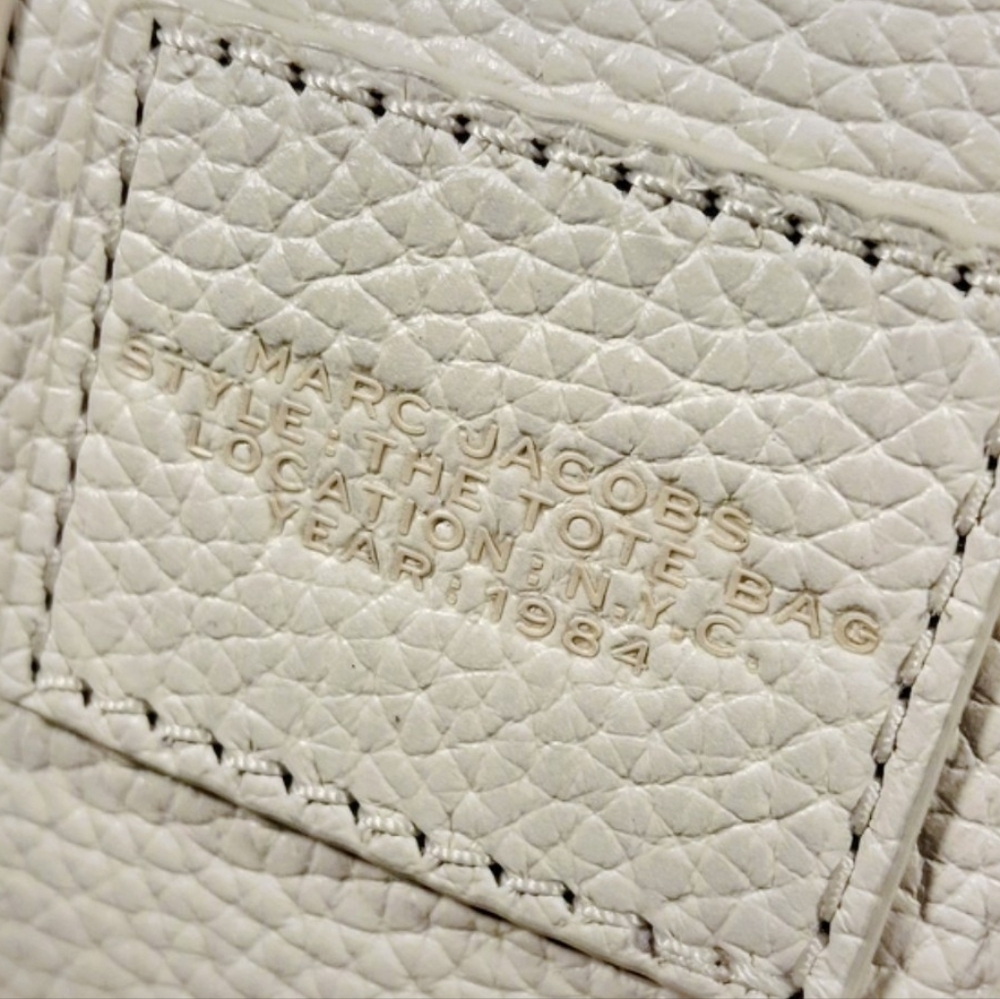 Marc Jacobs Leather Mini The Tote Bag - Picture 4 of 16